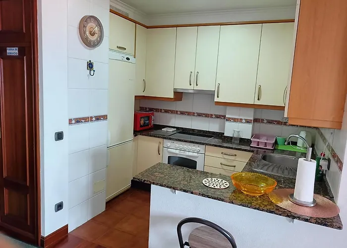 Centrico Con Vistas En * 比戈