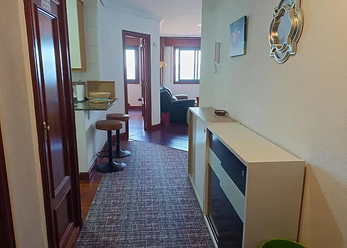 Centrico Con Vistas En * 比戈